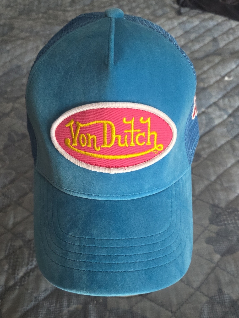 Von Dutch Hollywood Velvet Trucker Hat Blue & Pink